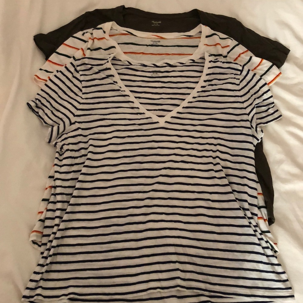 Madewell V cut tshirts